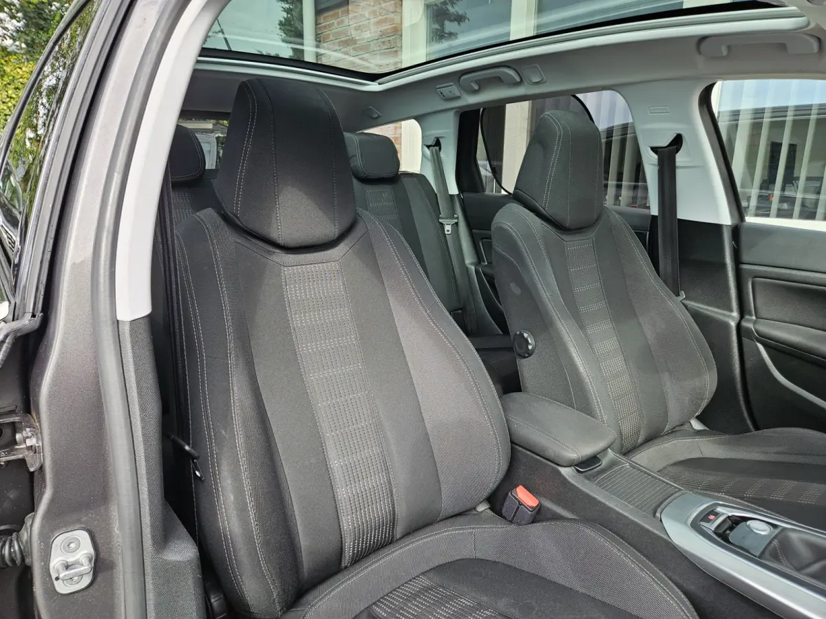 1.2 PureTech Allure Trekhaak! Revisie Motor! LED! Carplay! Panoramadak!