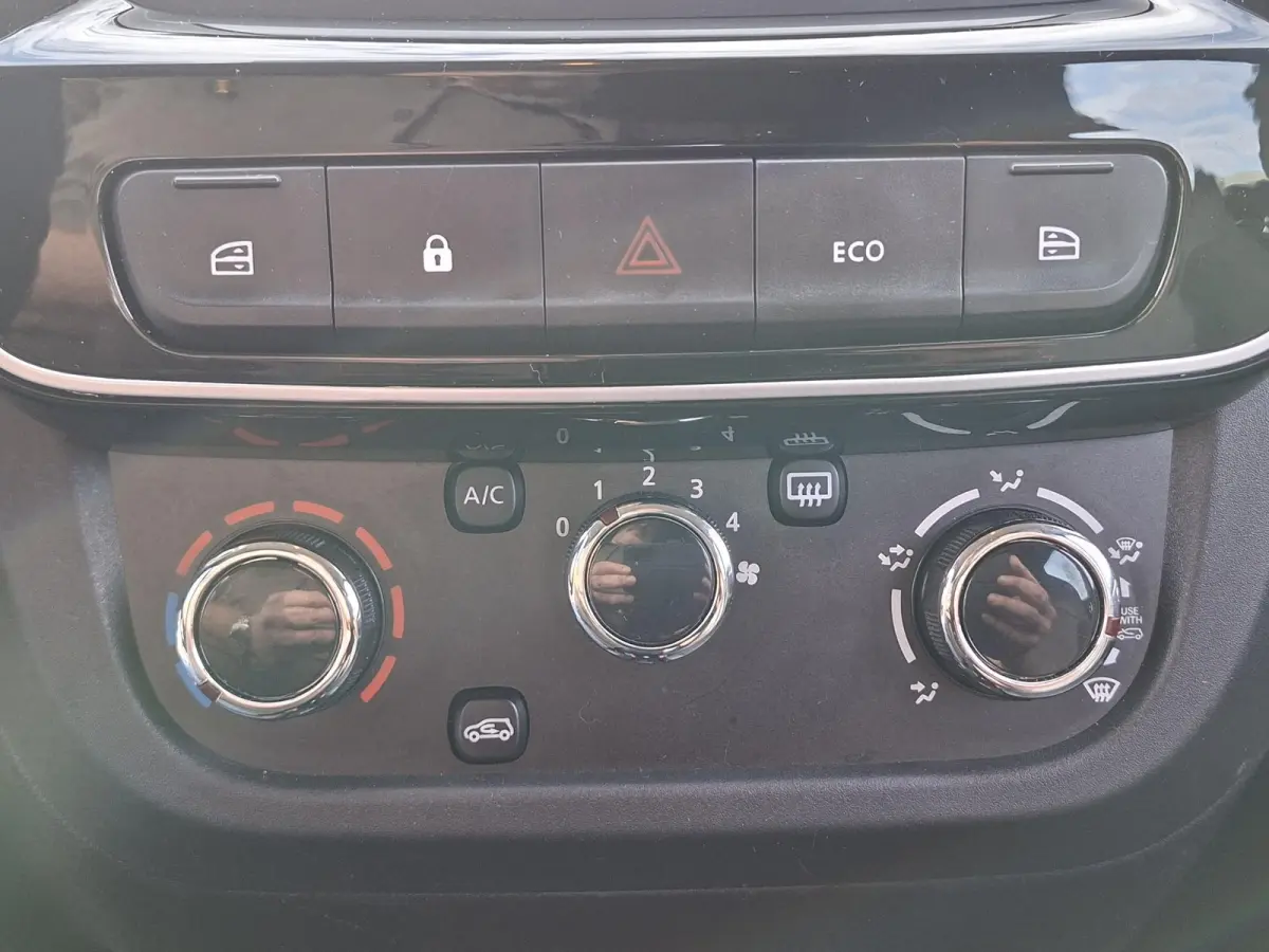 Expression SOH 92% Carplay Navigatie LM Velgen Camera Lederen Interieur PDC-Achter
