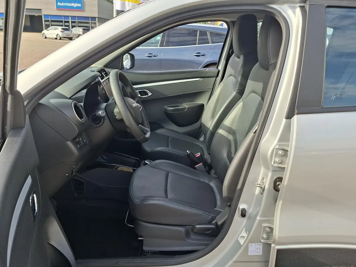 Expression SOH 92% Carplay Navigatie LM Velgen Camera Lederen Interieur PDC-Achter