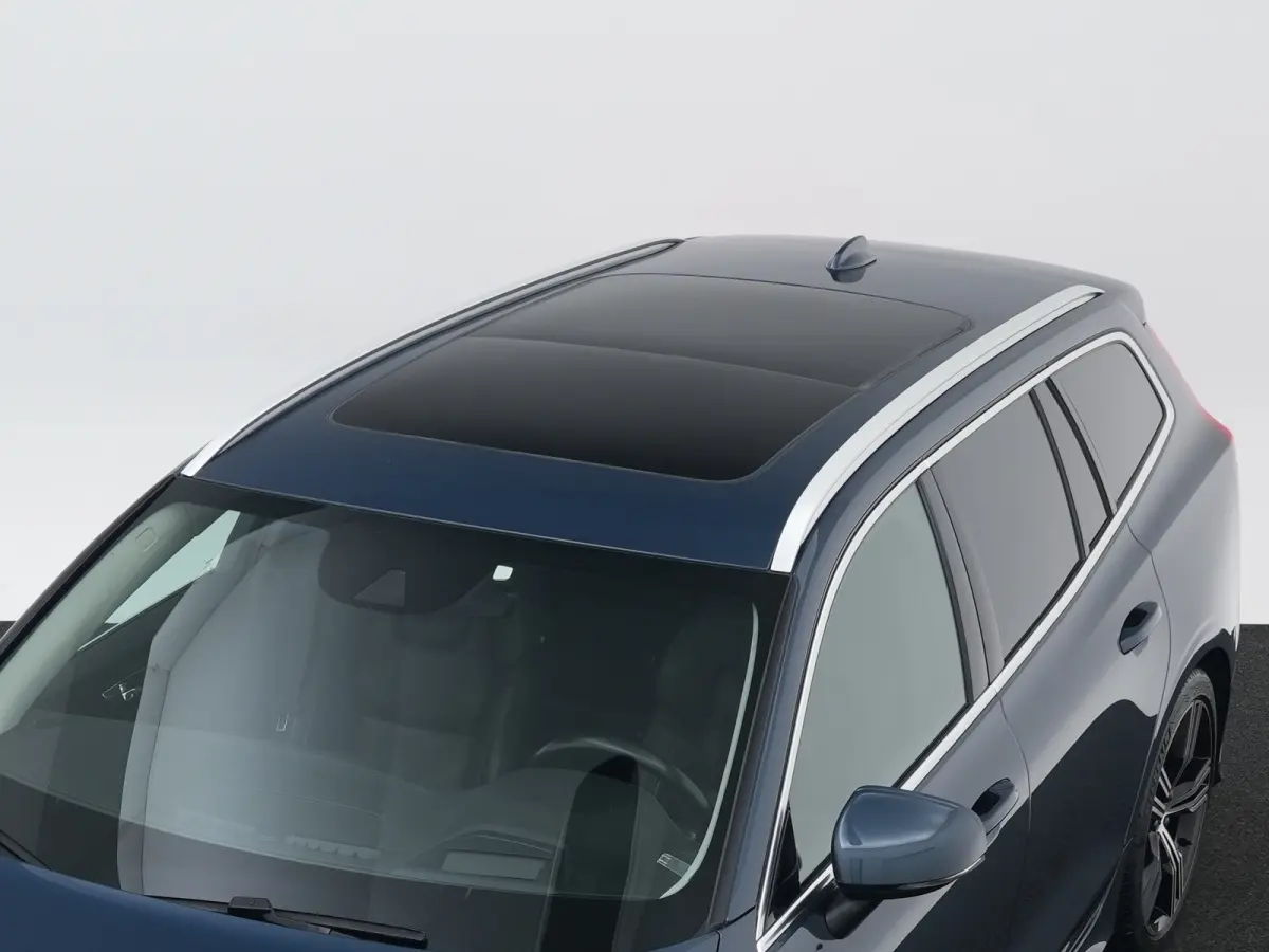 T6 Recharge AWD Inscription | Achterbank verwarmd | Achteruitrijcamera | Audio installatie