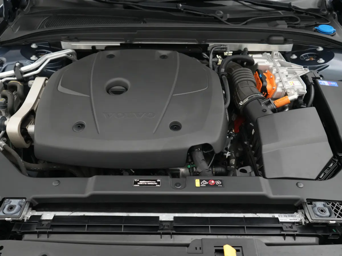 T6 Recharge AWD Inscription | Achterbank verwarmd | Achteruitrijcamera | Audio installatie