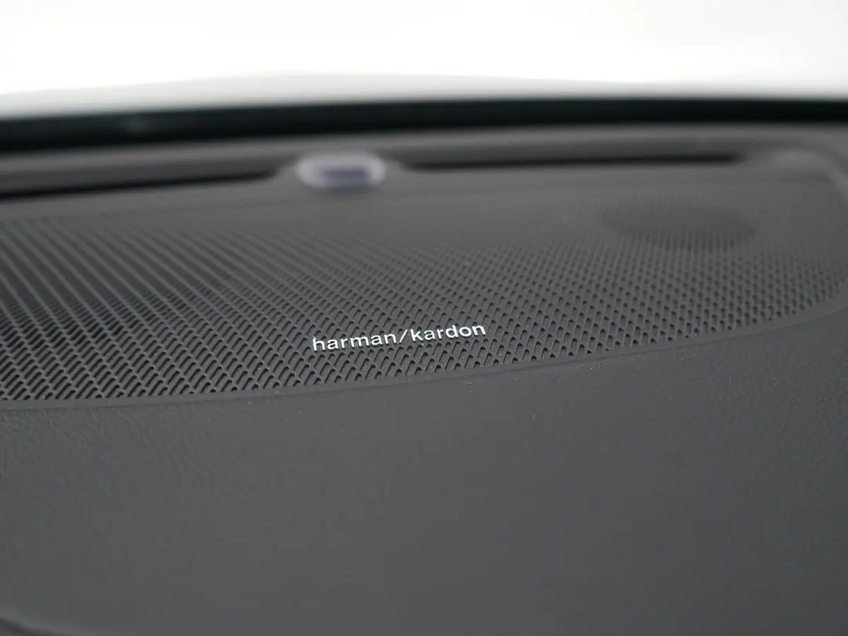 T6 Recharge AWD Inscription | Achterbank verwarmd | Achteruitrijcamera | Audio installatie