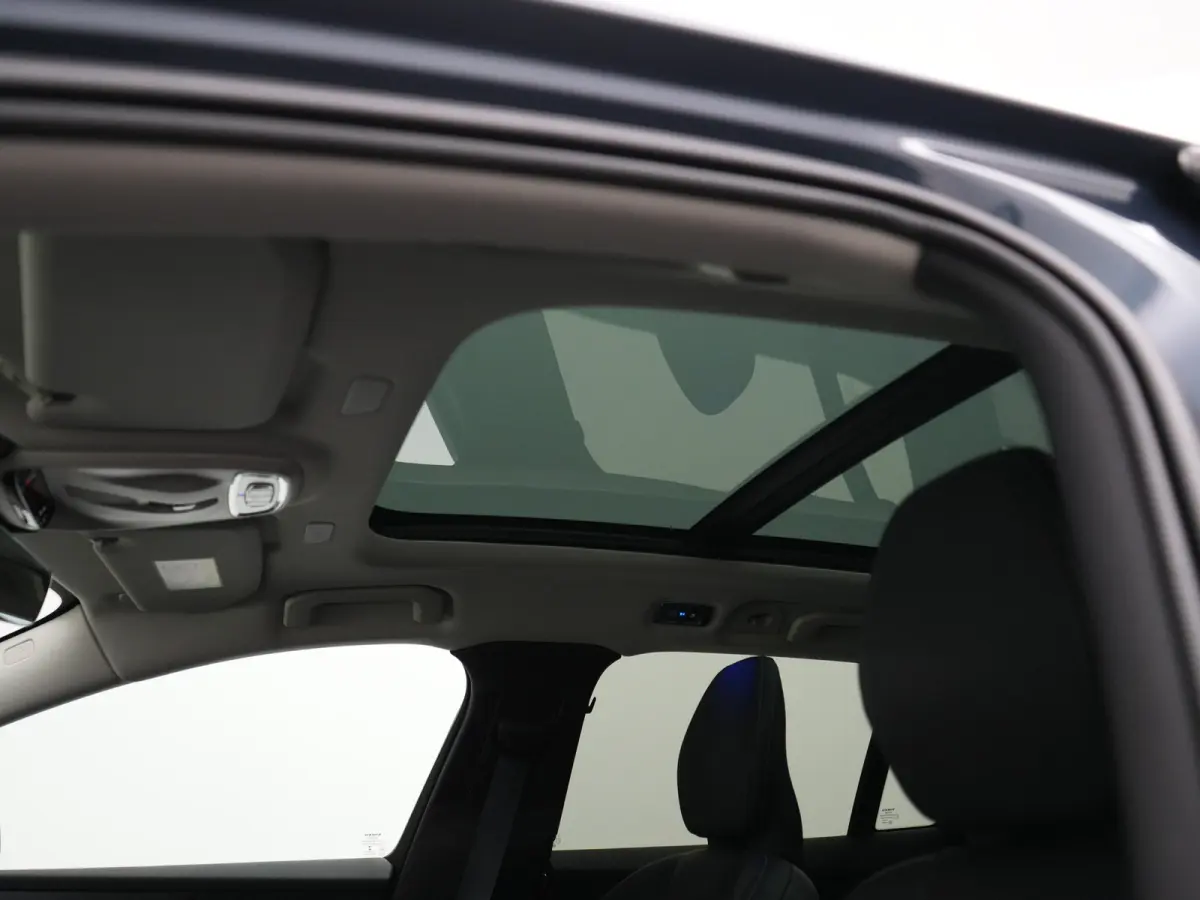 T6 Recharge AWD Inscription | Achterbank verwarmd | Achteruitrijcamera | Audio installatie