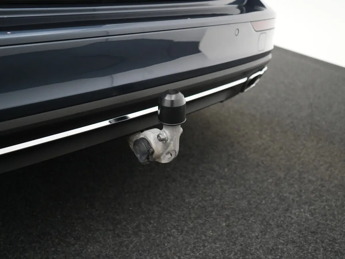 T6 Recharge AWD Inscription | Achterbank verwarmd | Achteruitrijcamera | Audio installatie