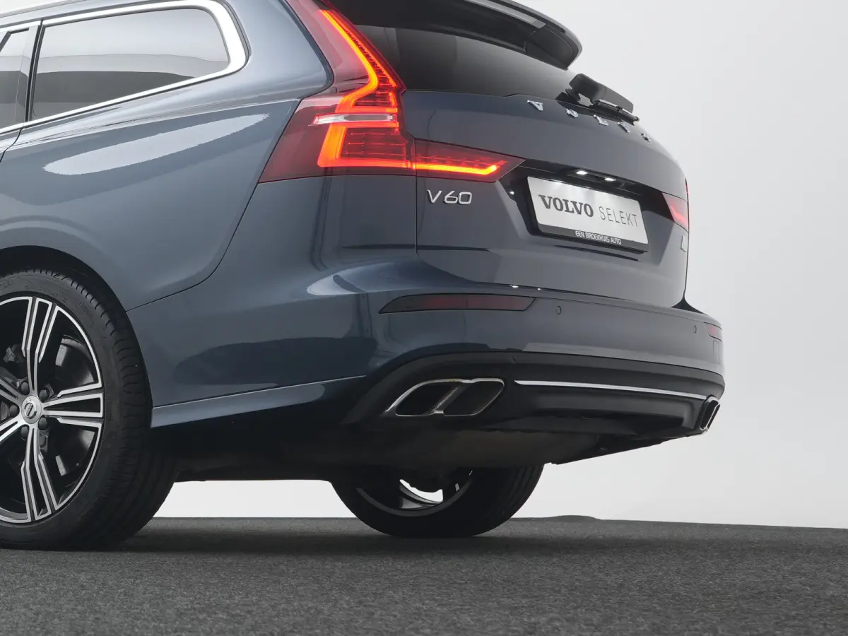 T6 Recharge AWD Inscription | Achterbank verwarmd | Achteruitrijcamera | Audio installatie