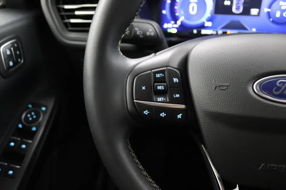 2.5 PHEV Vignale | Trekhaak | Winterpakket | Leder | Elek. Stoelen | CarPlay/Android Auto | LED | Stoelverwarming