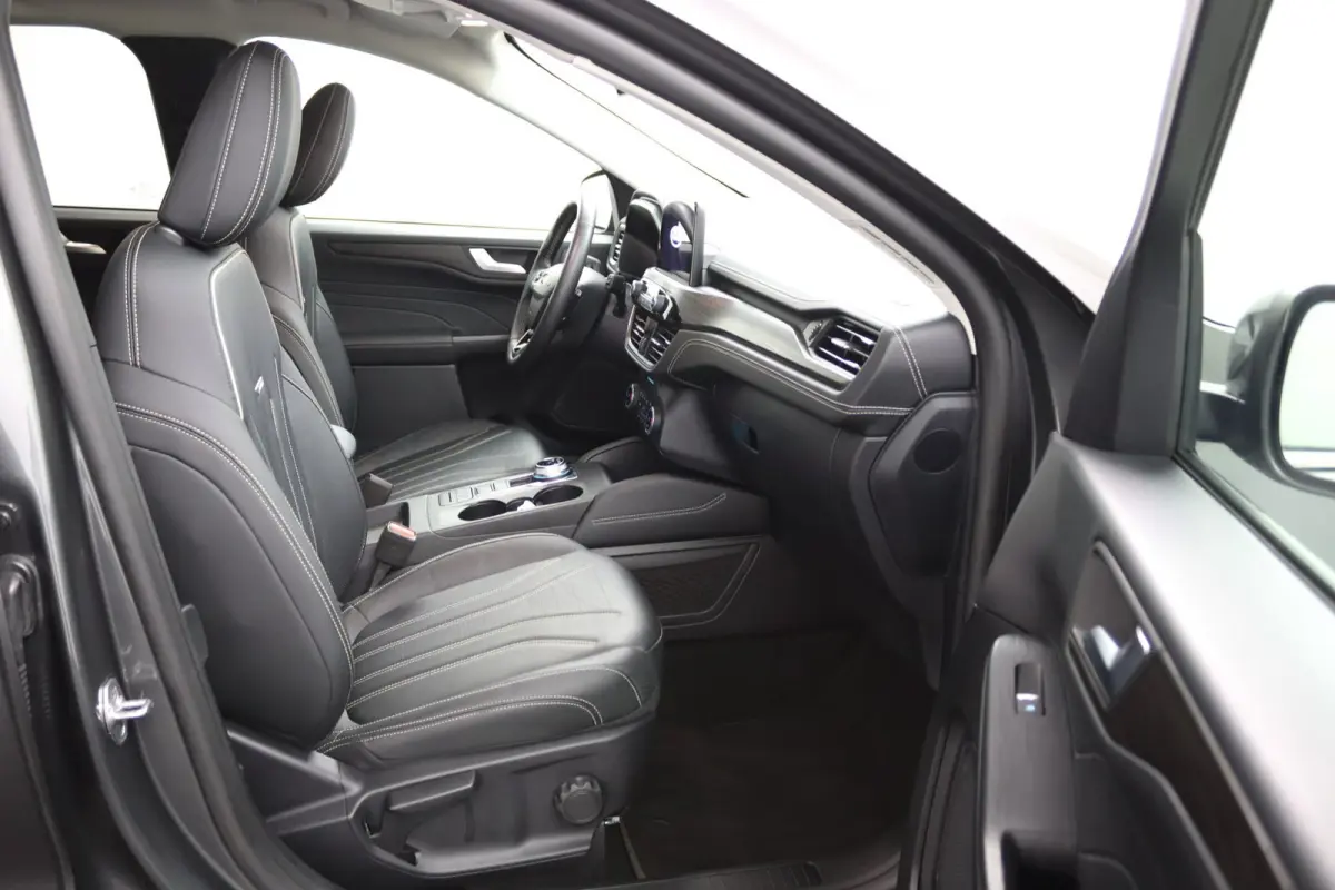 2.5 PHEV Vignale | Trekhaak | Winterpakket | Leder | Elek. Stoelen | CarPlay/Android Auto | LED | Stoelverwarming