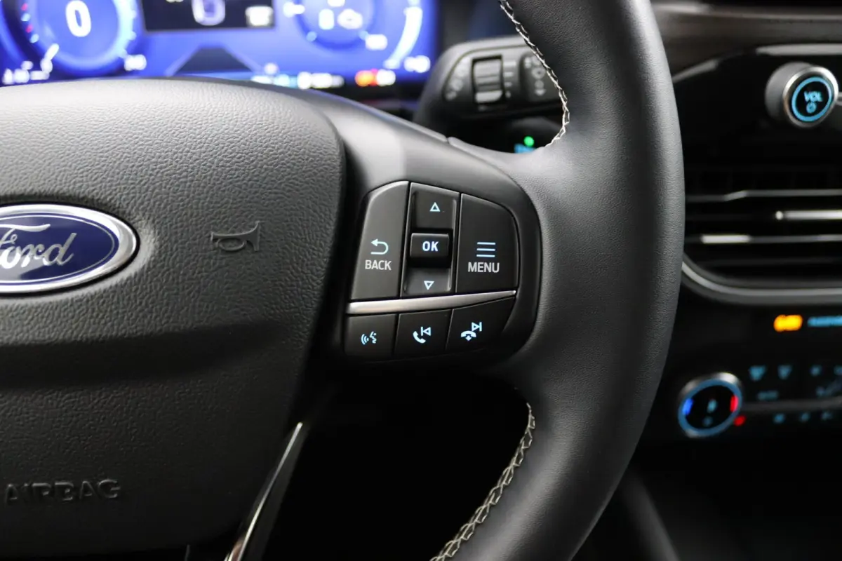 2.5 PHEV Vignale | Trekhaak | Winterpakket | Leder | Elek. Stoelen | CarPlay/Android Auto | LED | Stoelverwarming