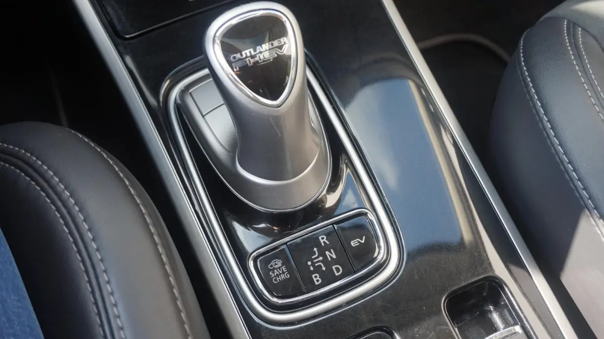 2.4 PHEV Intense+ Afn. Trekhaak | Elekr Achterklep | Schuif-Kanteldak | PDC V+A | Camera | DAB+