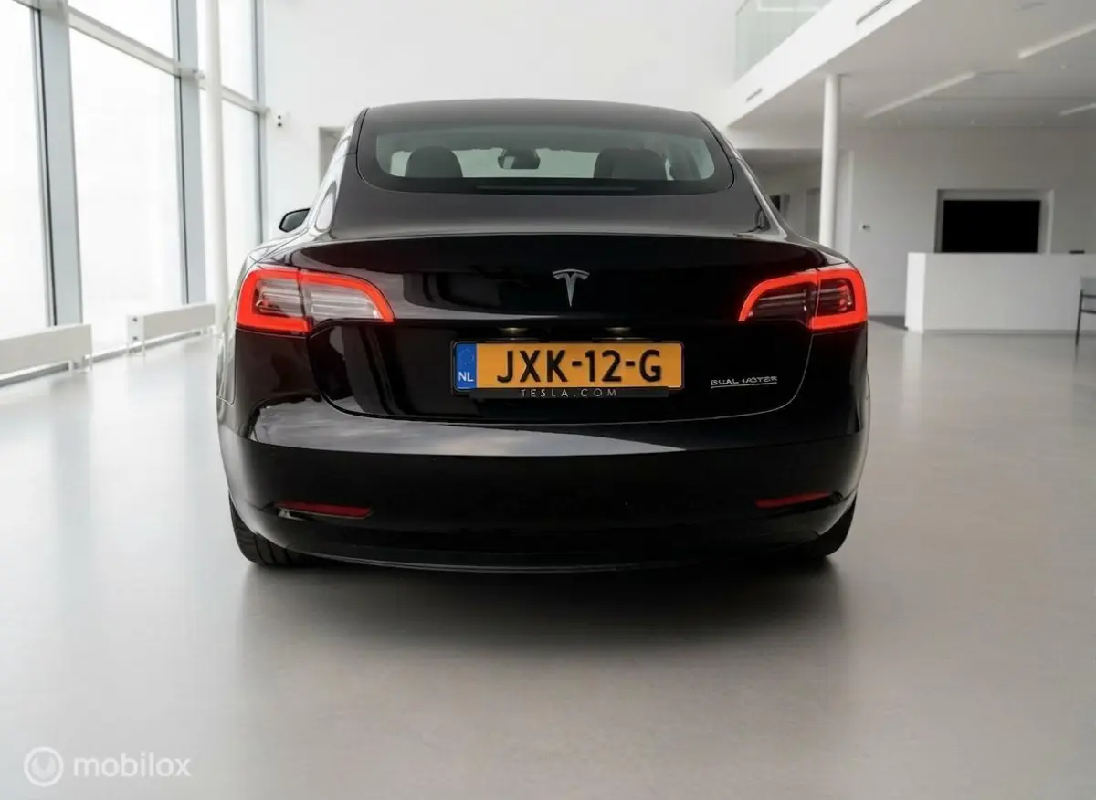 Performance AWD 75 kWh | 12/2021 | 463 pk | Wit Interieur | Warmtepomp