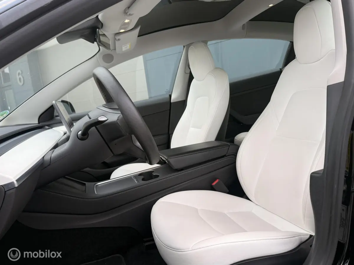 Performance AWD 75 kWh | 12/2021 | 463 pk | Wit Interieur | Warmtepomp