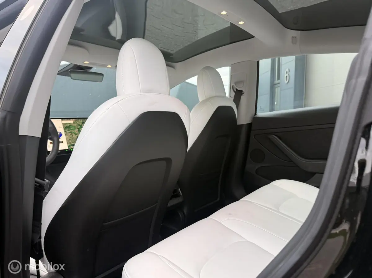 Performance AWD 75 kWh | 12/2021 | 463 pk | Wit Interieur | Warmtepomp