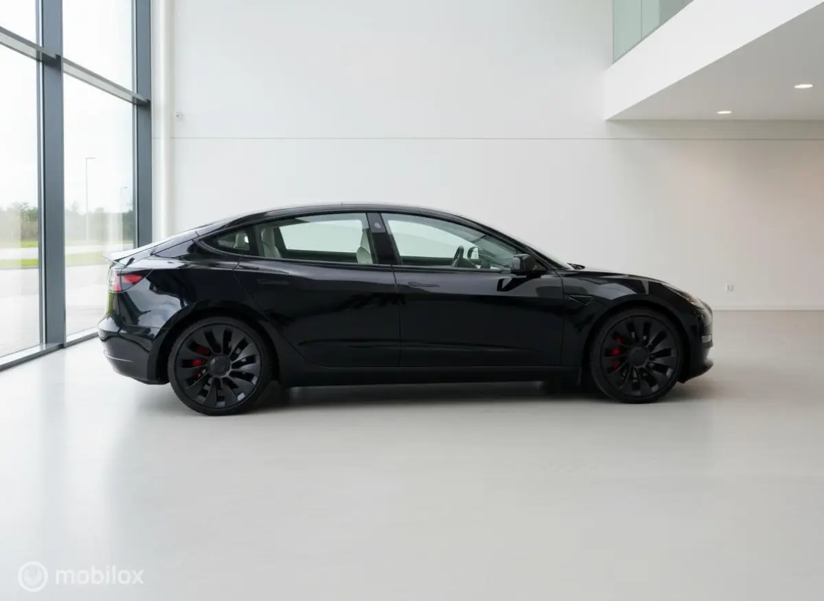 Performance AWD 75 kWh | 12/2021 | 463 pk | Wit Interieur | Warmtepomp