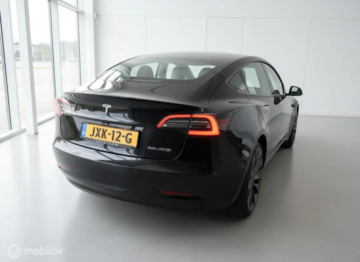 Performance AWD 75 kWh | 12/2021 | 463 pk | Wit Interieur | Warmtepomp