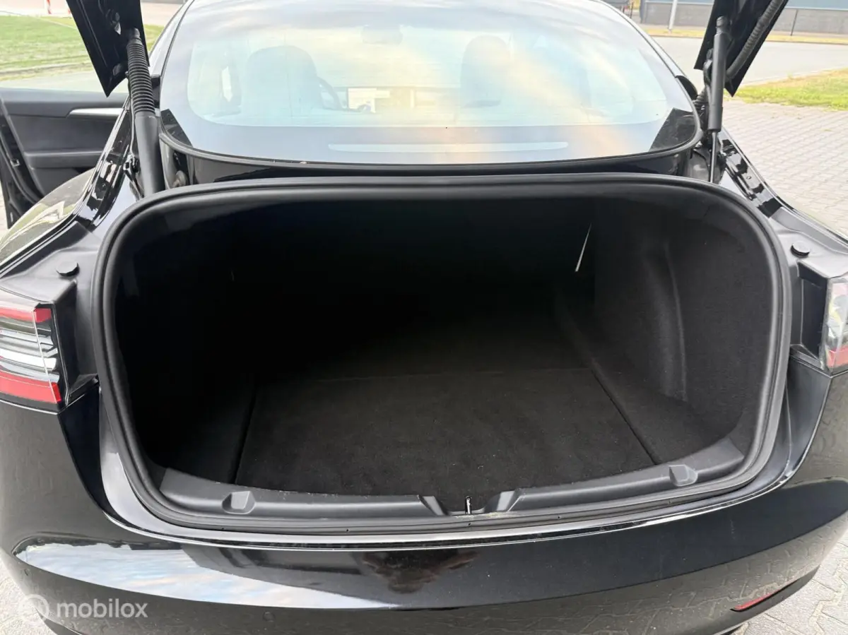 Performance AWD 75 kWh | 12/2021 | 463 pk | Wit Interieur | Warmtepomp