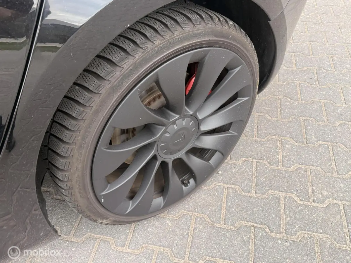 Performance AWD 75 kWh | 12/2021 | 463 pk | Wit Interieur | Warmtepomp