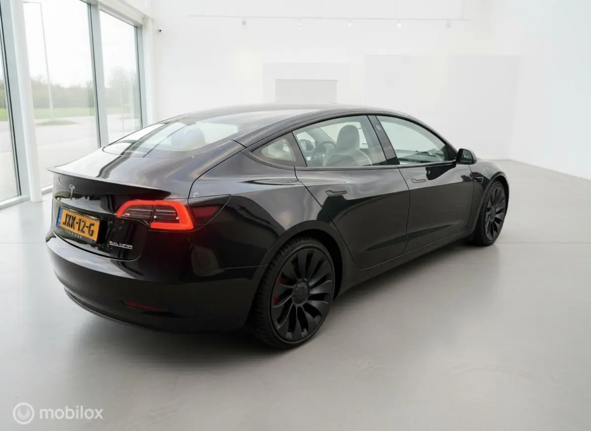 Performance AWD 75 kWh | 12/2021 | 463 pk | Wit Interieur | Warmtepomp