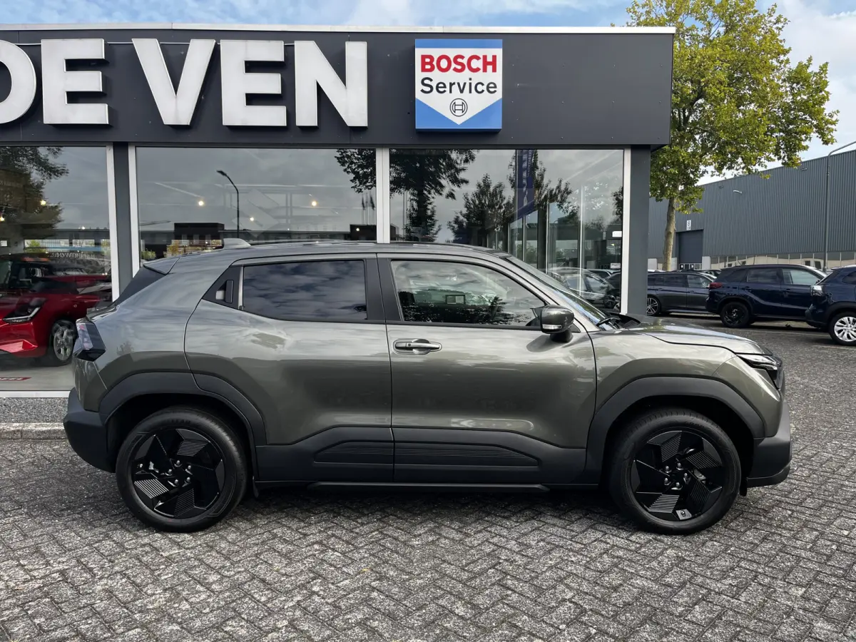 Select 61 kWh | Van €36.294 voor €32.294,- | €4.000 demo-voordeel | Direct uit voorraad leverbaar | Suzuki Safety System Pro | Keyless | Smart Entry & Start |