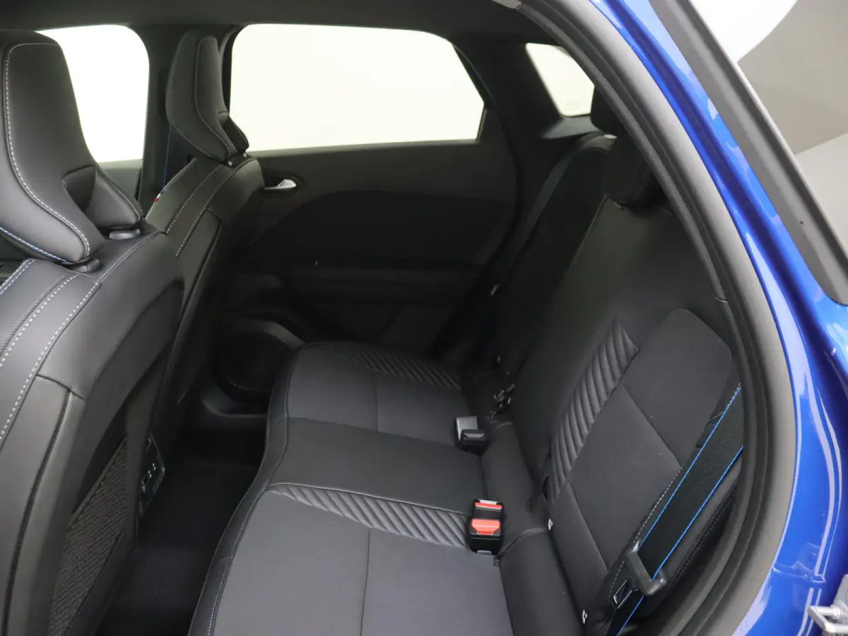 1.6 E-Tech full hybrid 145 esprit Alpine | Pack Light & Sound |