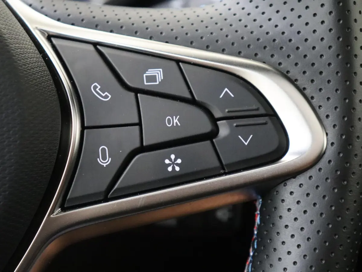 1.6 E-Tech full hybrid 145 esprit Alpine | Pack Light & Sound |