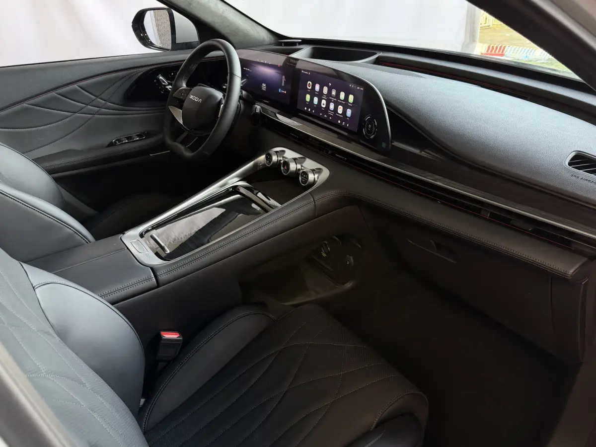OMODA 9 PREMIUM AWD | 145 KM / TOTAAL MET BENZINE 1000KM ELEKTRISCH | 538 PK | 4WD 4X4