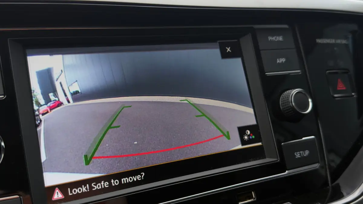 1.0 TSi DSG Comfortline | Camera | Apple Carplay |