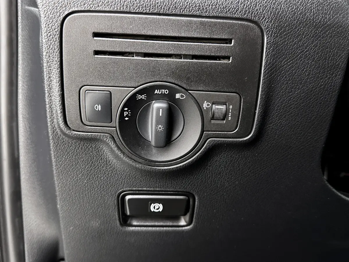114 CDI L1 Automaat Navigatie Adaptieve cruise control Trekhaak 2.5t Camera