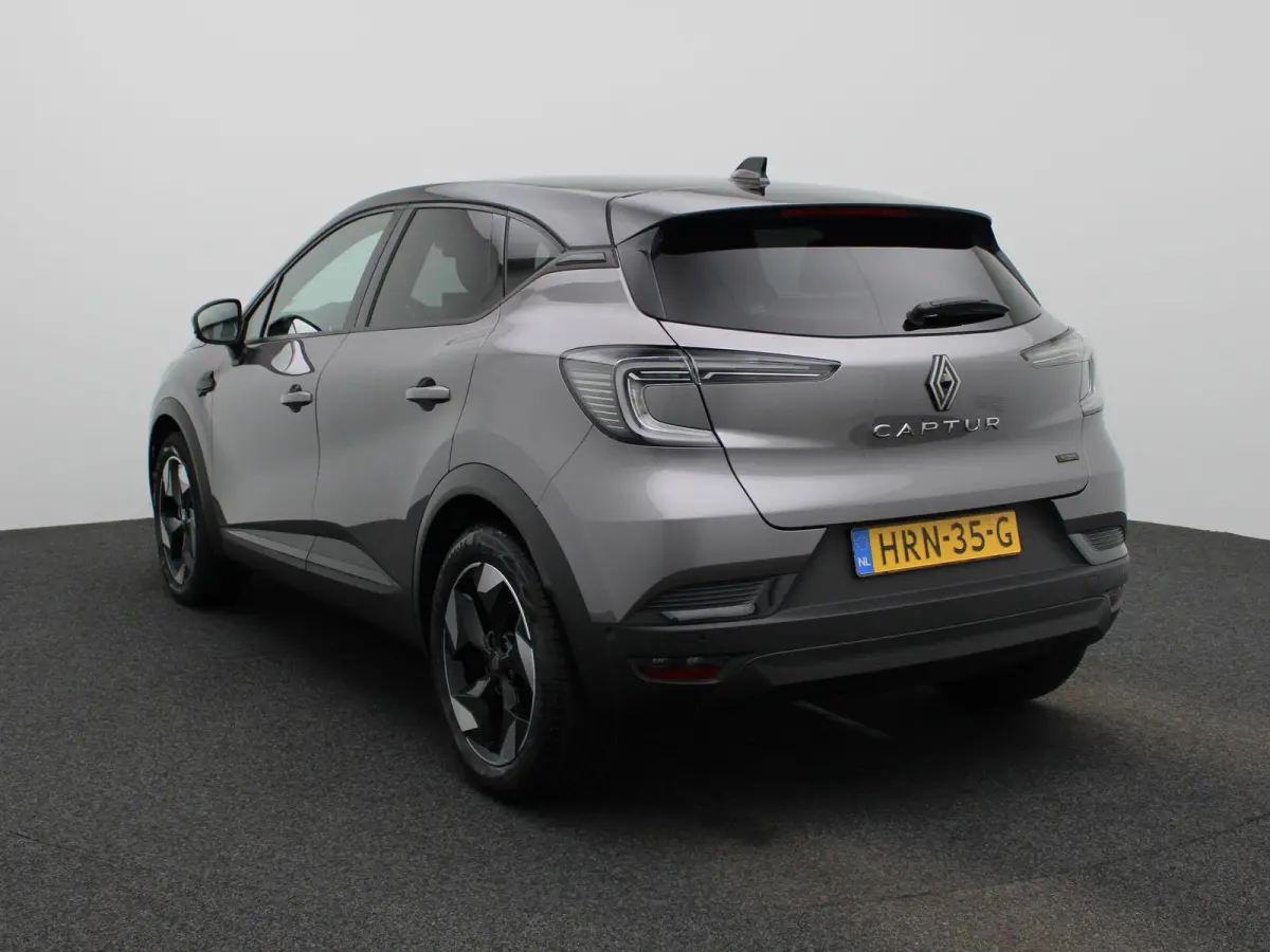 1.6 E-Tech full hybrid 145 techno | Adaptieve Cruise Control | Google Navigatie | Stoel & Stuurverwarming | Parkeersensoren Voor & Achter | Achteruitrijcamera | Climate Control | Draadloze C