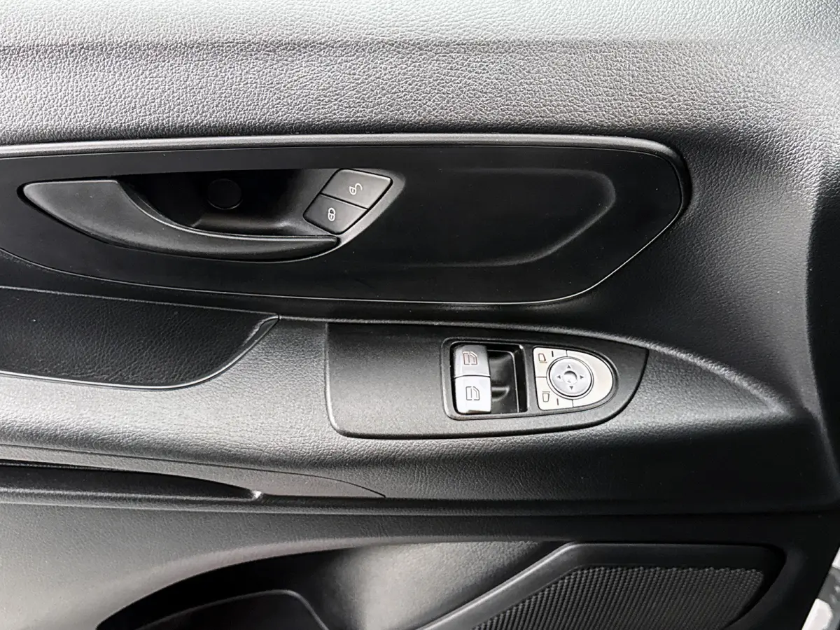 110 CDI L1 Trekhaak Cruise control Betimmering Airco NAP