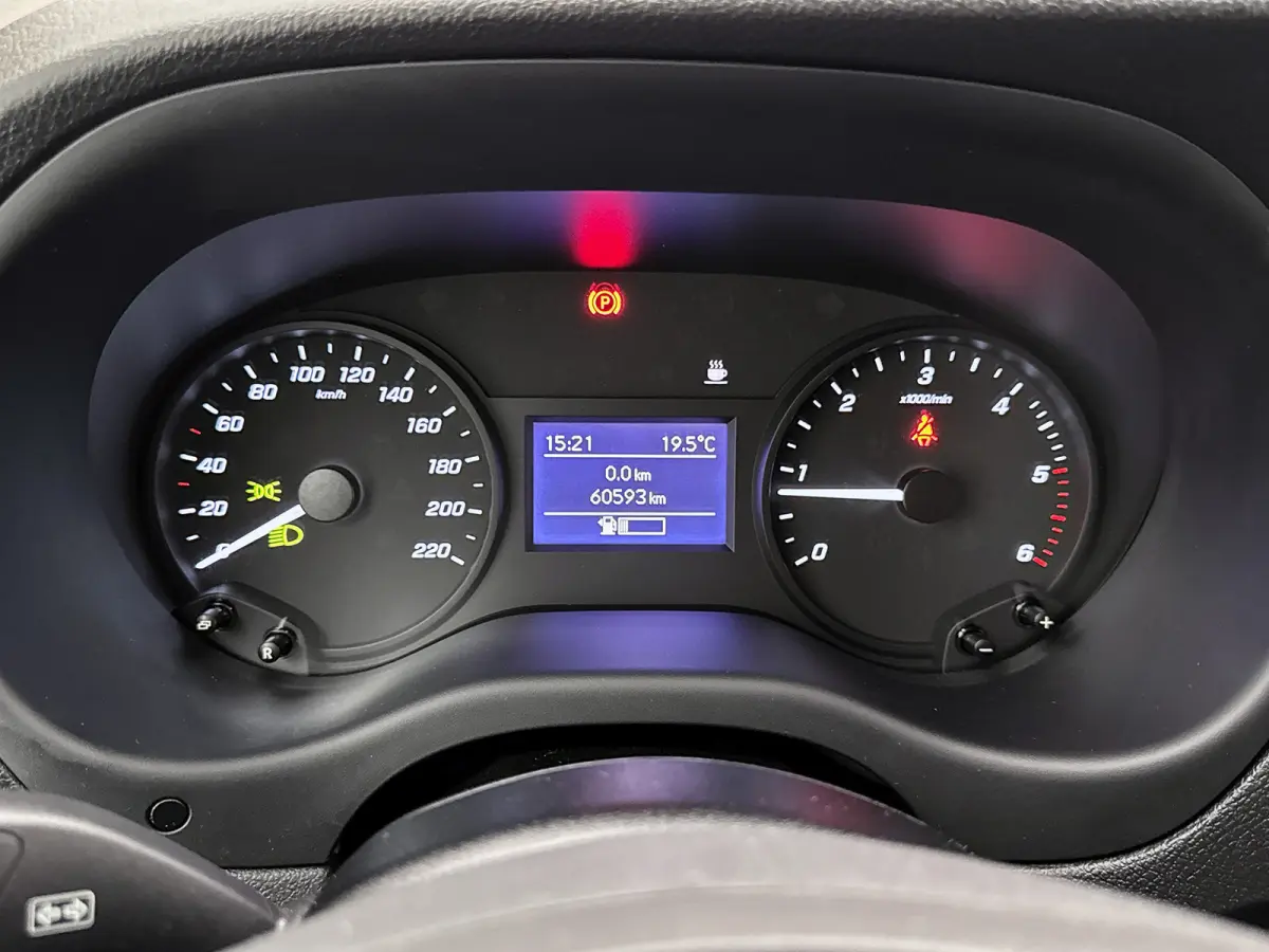 110 CDI L1 Trekhaak Cruise control Betimmering Airco NAP