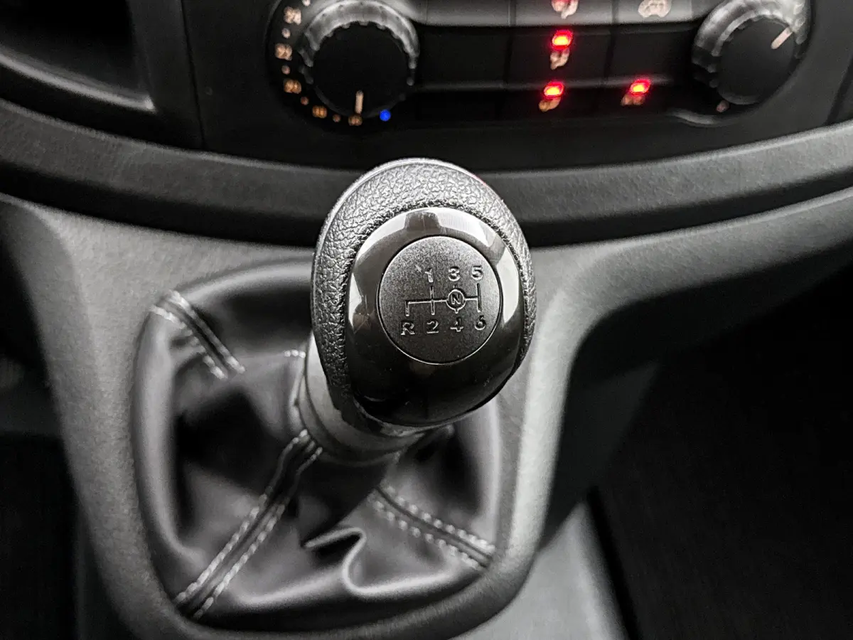 110 CDI L1 Trekhaak Cruise control Betimmering Airco NAP