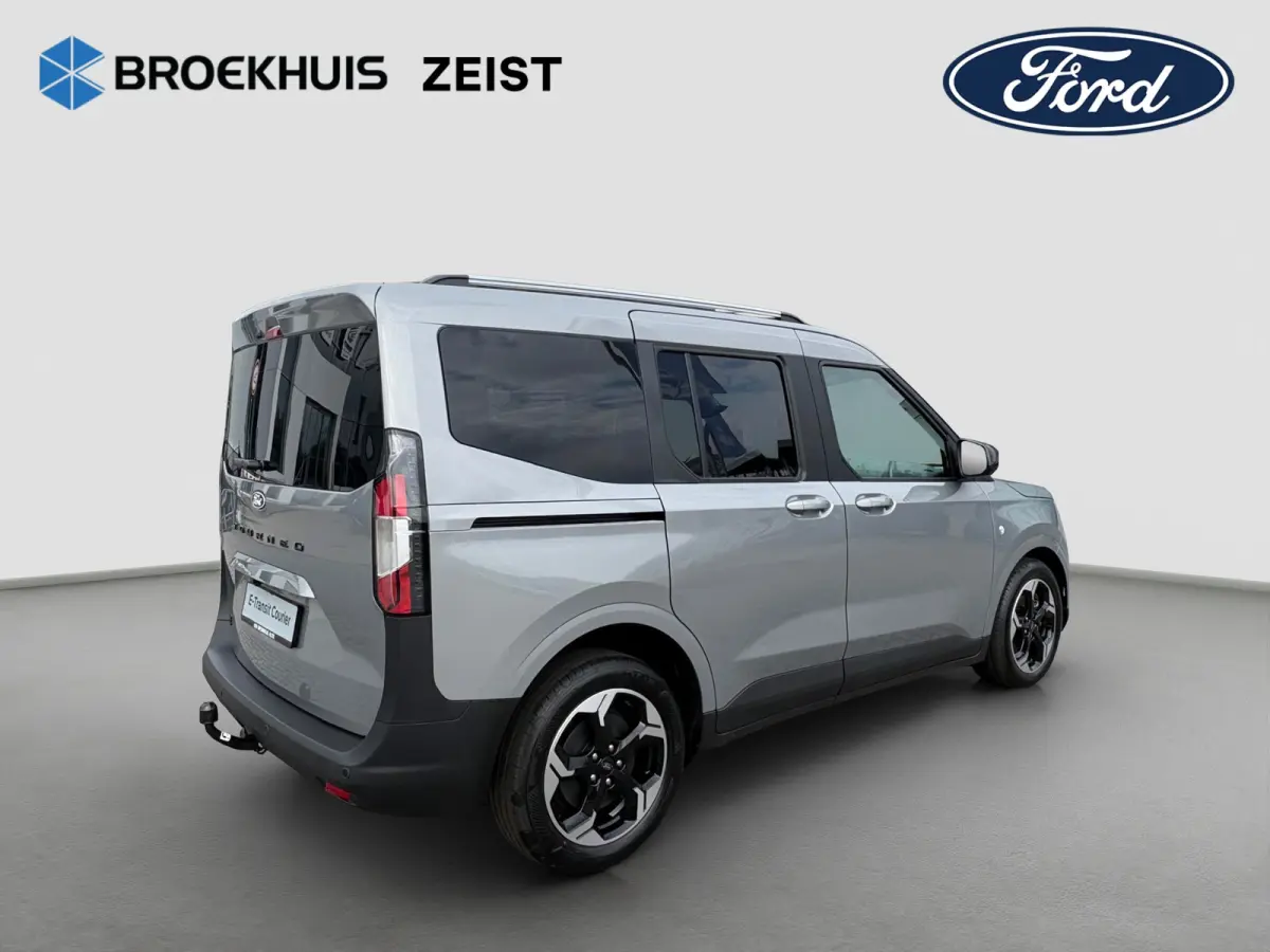 BEV Titanium | €7.535,- korting !! | Driver Assistance Pack incl. navigatie | Trekhaak | | Achterlichten LED | BLIS met Cross Traffic Alert  | Beglazing achter verduisterd (Privacy Glass)