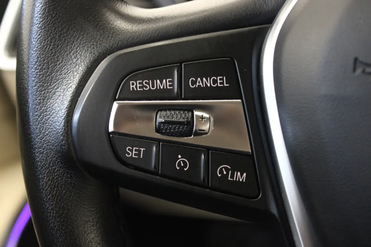 330e eDrive Edition |Leder|Stoelverw.|Navi|