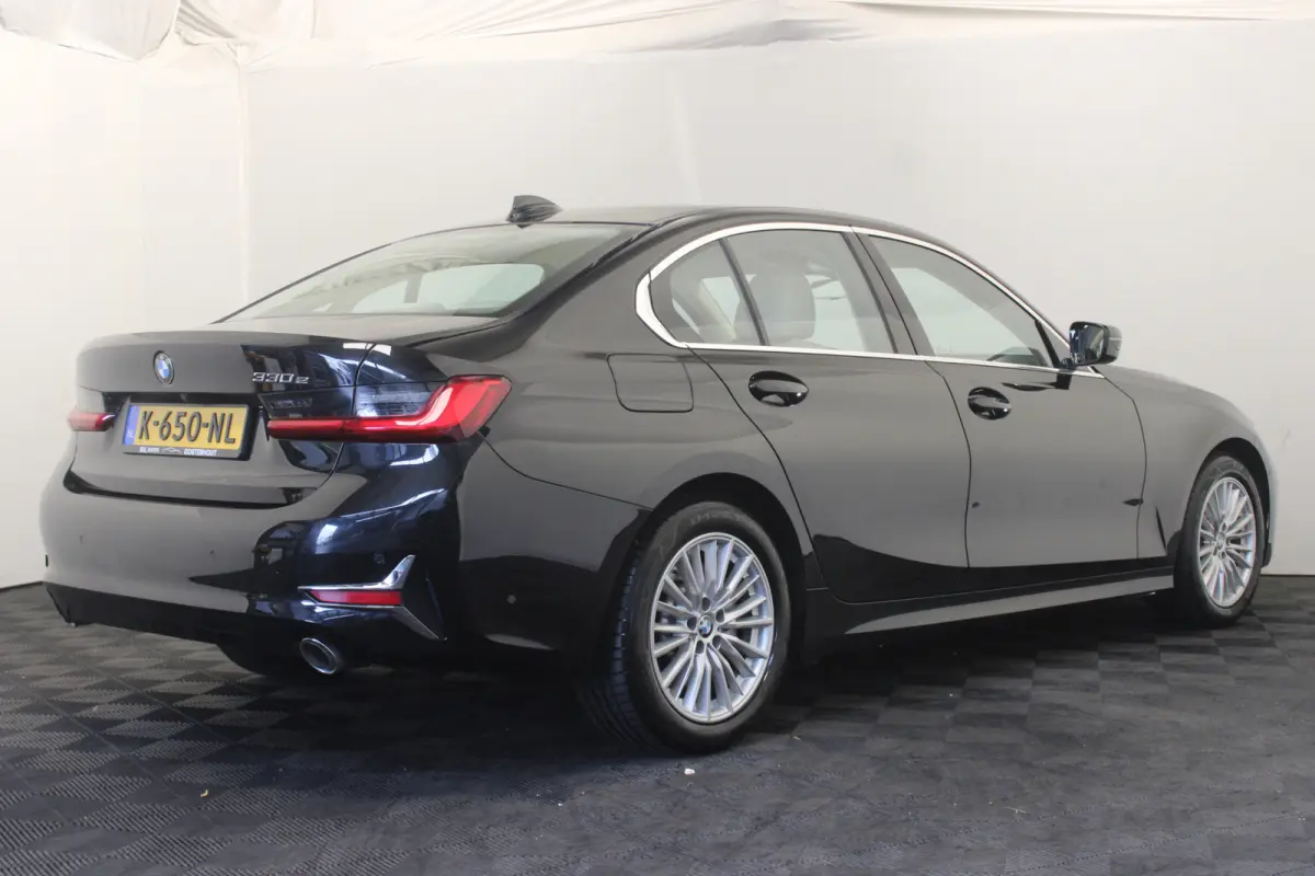 330e eDrive Edition |Leder|Stoelverw.|Navi|