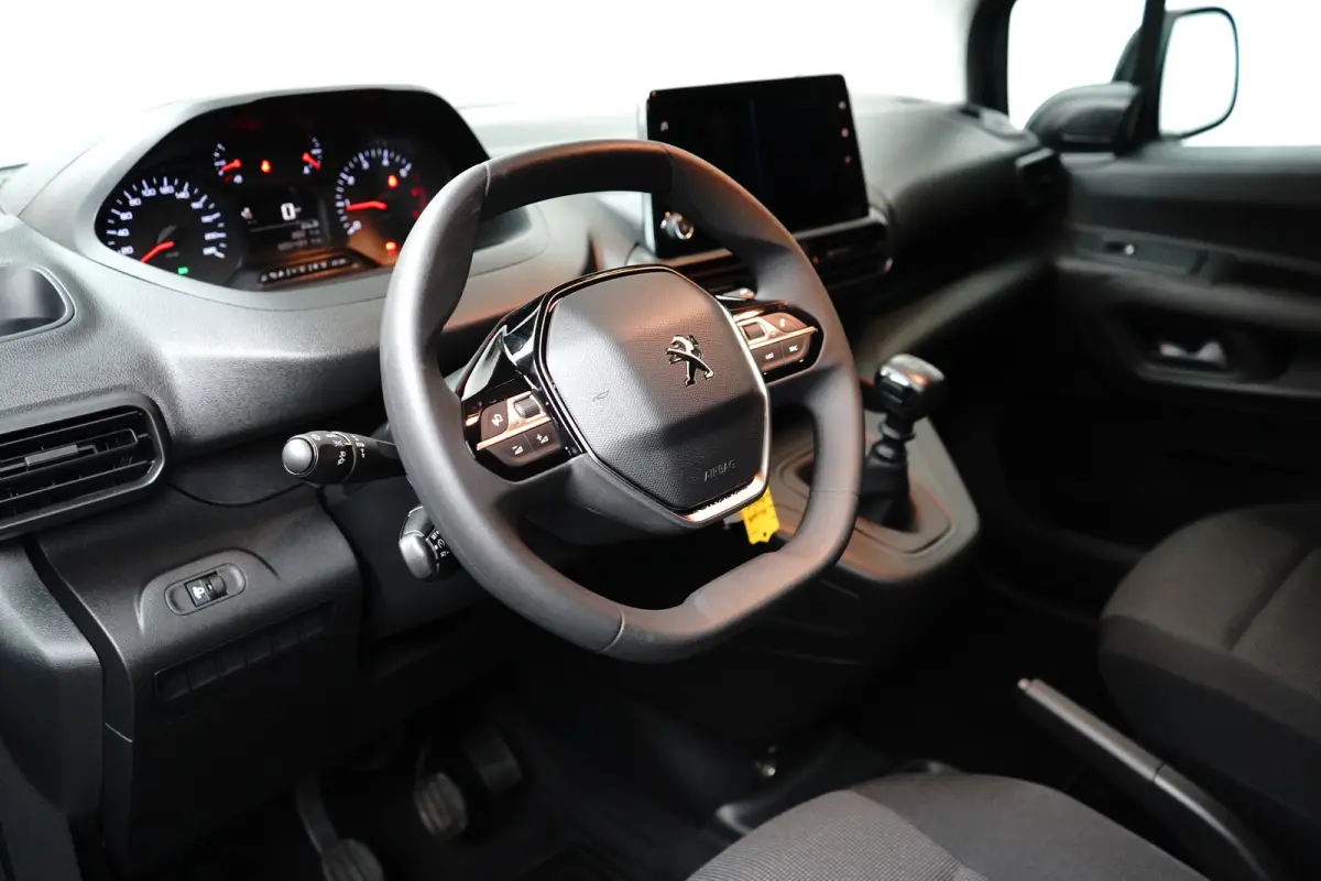 Premium L1 Camera | Cruise | Trekhaak | 5434 KM! | | Achteruitrijcamera | Cruise control | Trekhaak