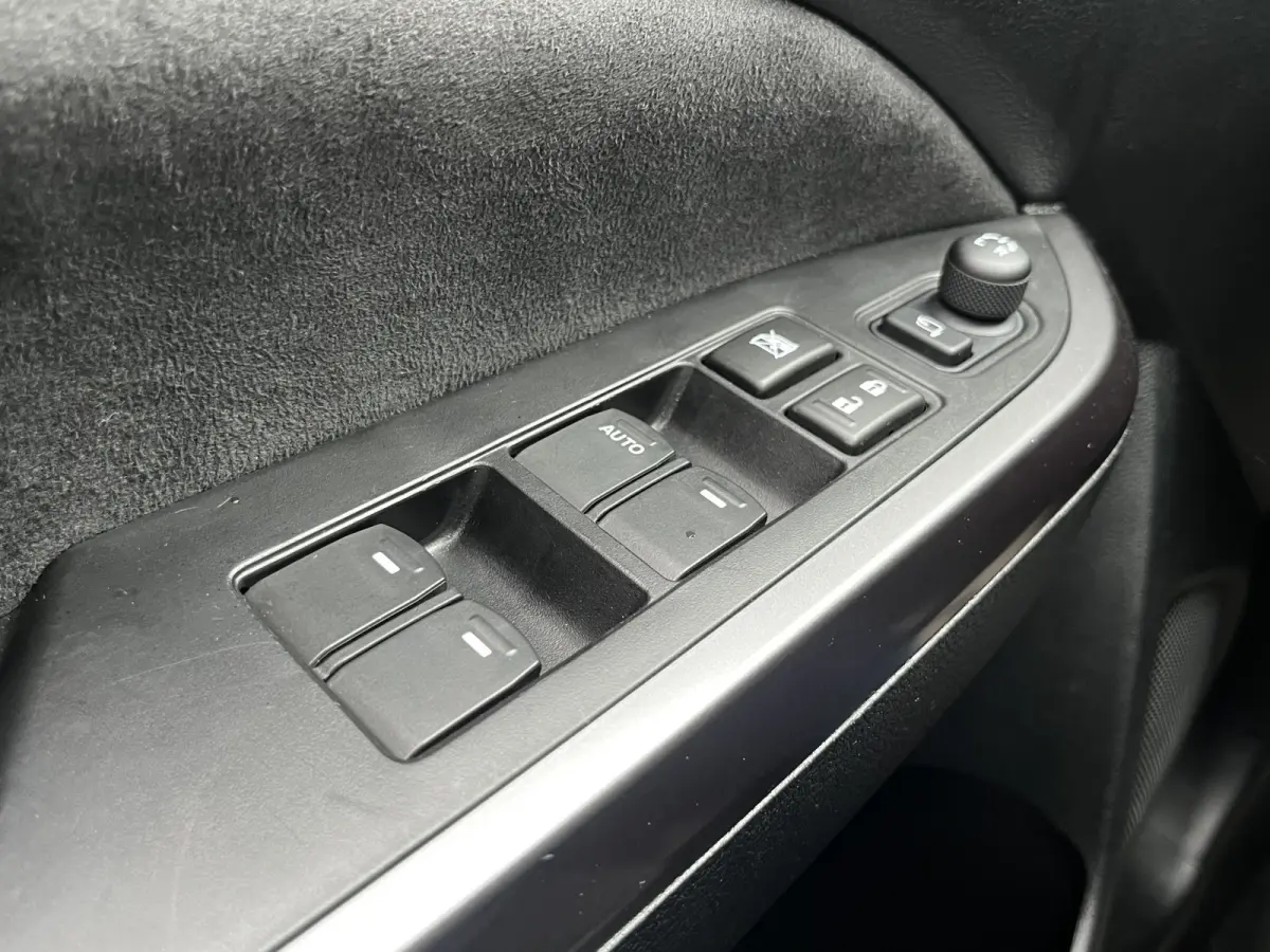 1.4 Boosterjet Smart Hybrid Style Automaat | €2.000,- voordeel | Meerdere kleuren leverbaar | Pano | Adapt. Cruise | Camera | Dodehoek | Rijstrook | Stoelverwarming | etc. etc.