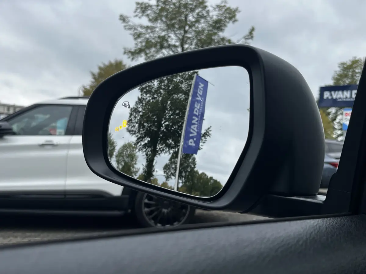 1.4 Boosterjet Smart Hybrid Style Automaat | €2.000,- voordeel | Meerdere kleuren leverbaar | Pano | Adapt. Cruise | Camera | Dodehoek | Rijstrook | Stoelverwarming | etc. etc.