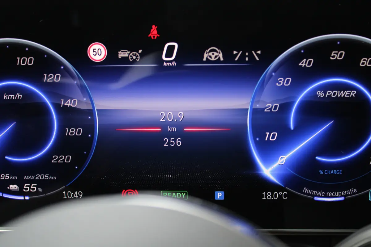 300 L2 / AMG / Luchtvering / 200 KM!!! / 7-Persoons / Burmester / Vol Opties / NIEUW
