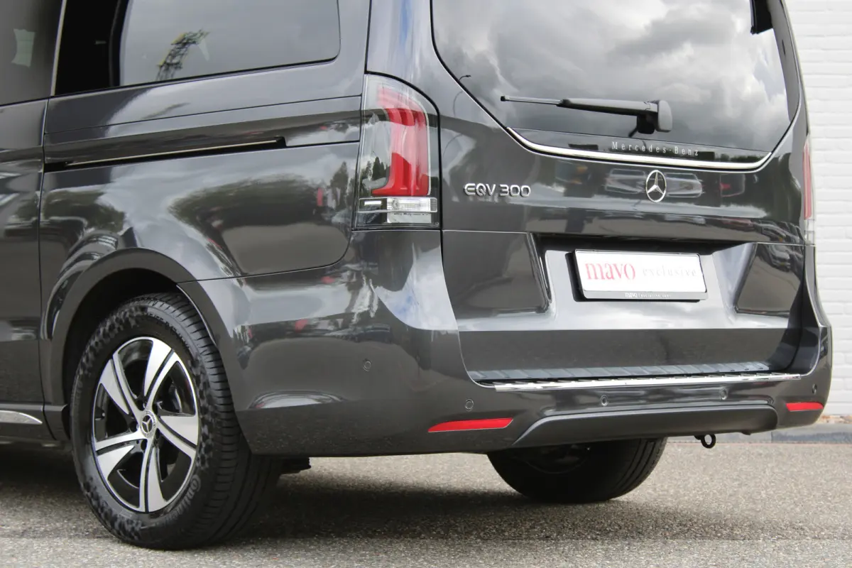 300 L2 / AMG / Luchtvering / 200 KM!!! / 7-Persoons / Burmester / Vol Opties / NIEUW