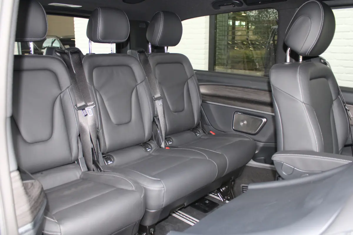 300 L2 / AMG / Luchtvering / 200 KM!!! / 7-Persoons / Burmester / Vol Opties / NIEUW