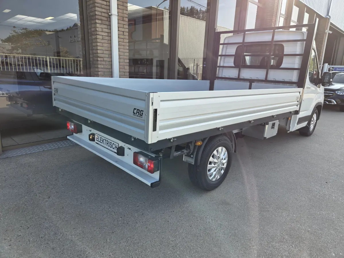 L4 65 kWh Airco Cruisecontrol Stoelverwarming Open laadbak / Pick-up N1