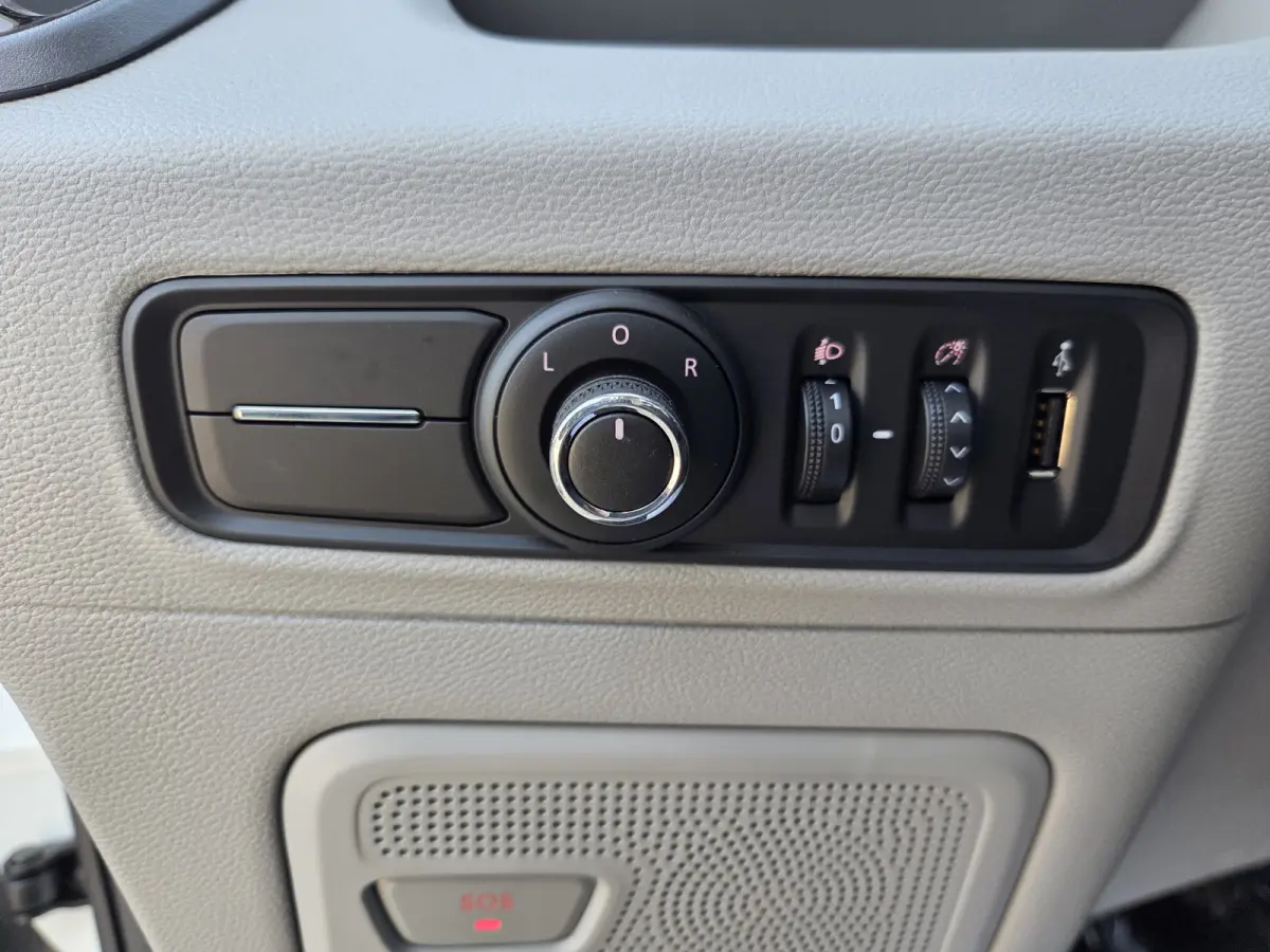 L4 65 kWh Airco Cruisecontrol Stoelverwarming Open laadbak / Pick-up N1