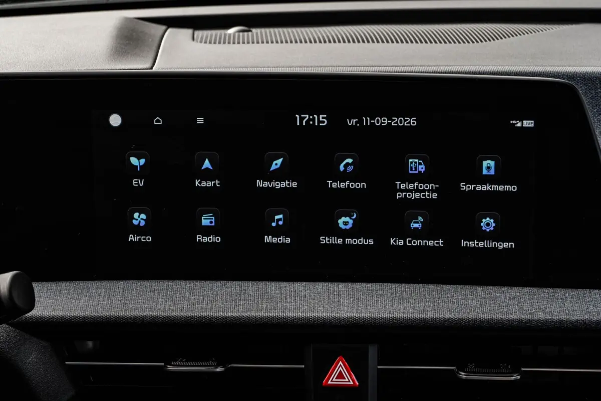 Light 77.4 kWh | SOH 100% | Trekhaak | ACC | Camera | LED | Keyless | Navigatie | Apple Carplay/Android Auto | Dealeronderhouden | 19"