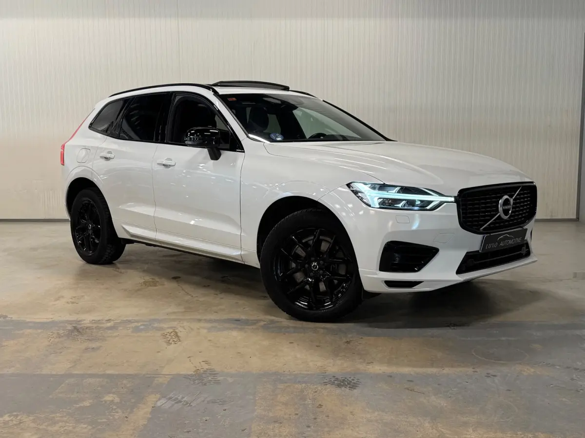2.0 T6 Plug-in hybrid AWD R Design | PANO | BLACK DESIGN | TREKHAAK | H&K