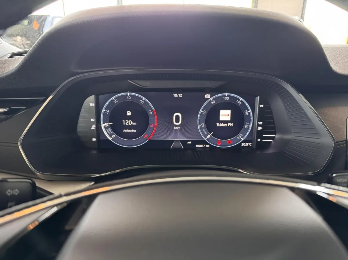 1.0 TSI Greentech 81kW Sport Business|Navi|CarPlay|Elektr.Wegklapbare Trekhaak|
