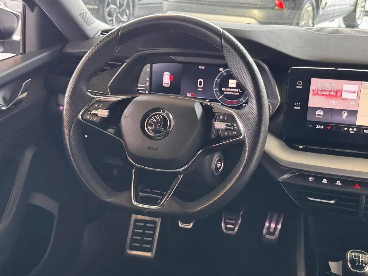 1.0 TSI Greentech 81kW Sport Business|Navi|CarPlay|Elektr.Wegklapbare Trekhaak|