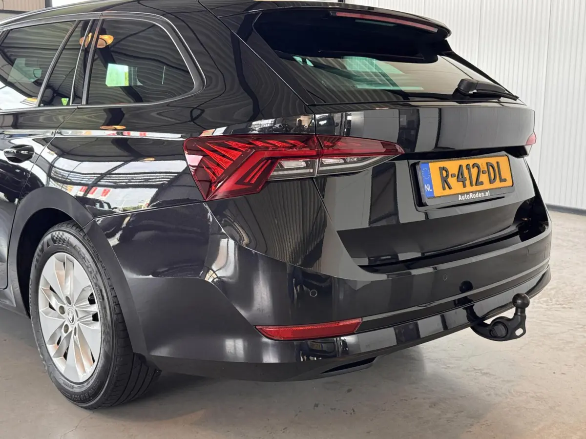 1.0 TSI Greentech 81kW Sport Business|Navi|CarPlay|Elektr.Wegklapbare Trekhaak|