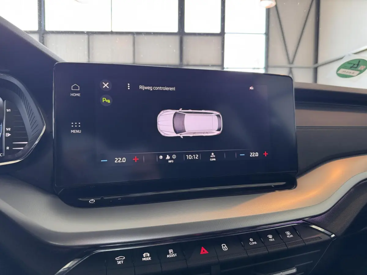 1.0 TSI Greentech 81kW Sport Business|Navi|CarPlay|Elektr.Wegklapbare Trekhaak|