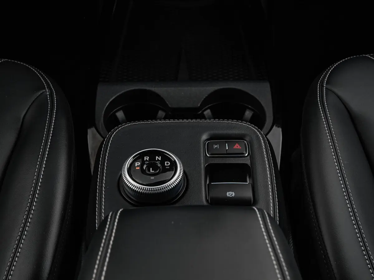 Extended RWD 98 kWh | SOH 97,5% | Camera | Leder | Keyless | ACC | Apple Carplay/Android Auto | Stoel-/Stuurverwarming | 18" | Dealeronderhouden