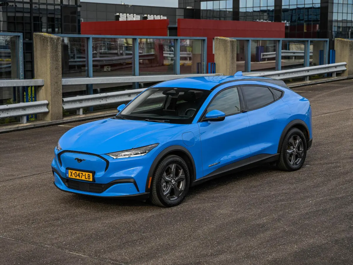 Extended RWD 98 kWh | SOH 97,5% | Camera | Leder | Keyless | ACC | Apple Carplay/Android Auto | Stoel-/Stuurverwarming | 18" | Dealeronderhouden